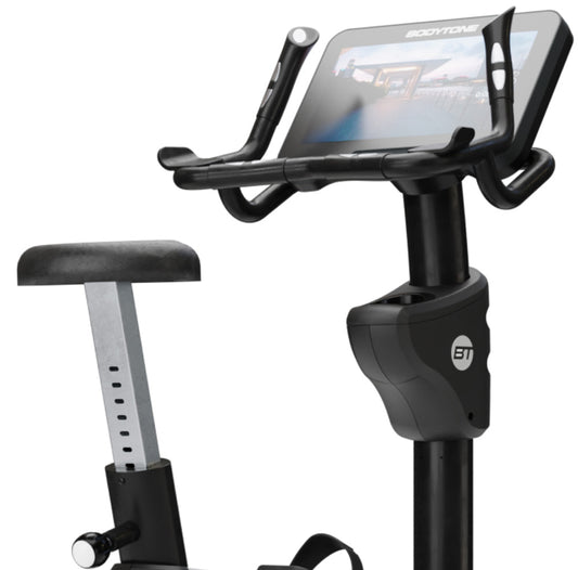 BODYTONE EVOUTS Upright Bike mit Touchscreen (21″)-Sonderpreis!
